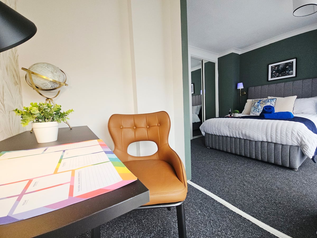 King bedroom