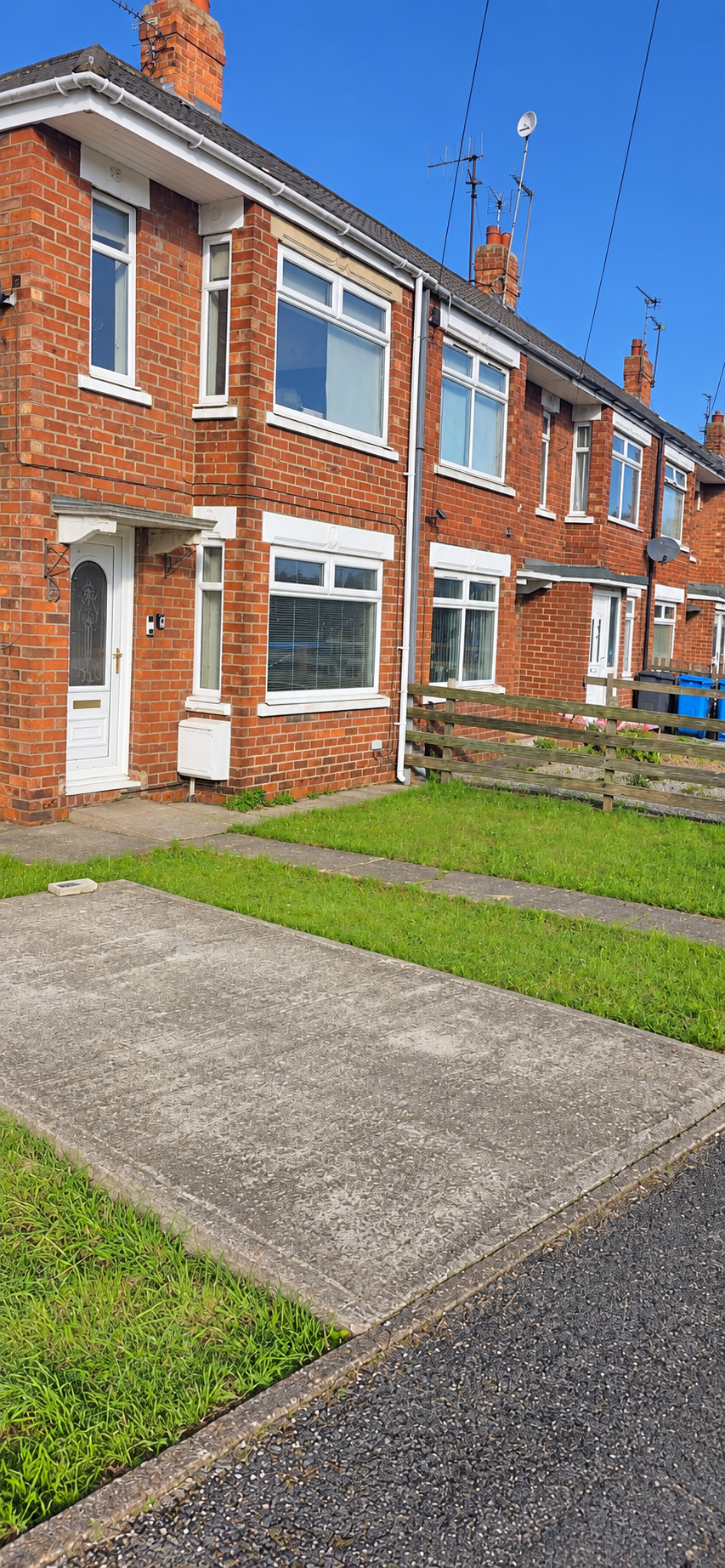 Narrow driveway